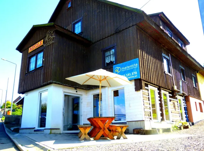 01-wejscie.webp